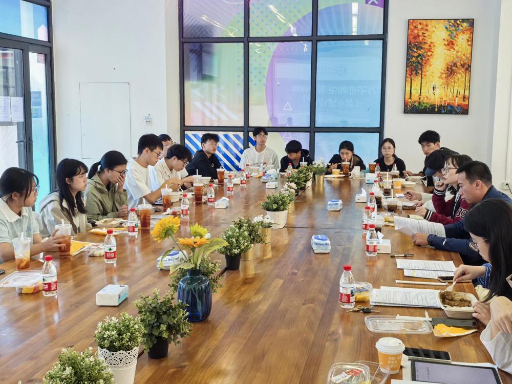 e8ce427cd42fefe2c837dd87cef7952e